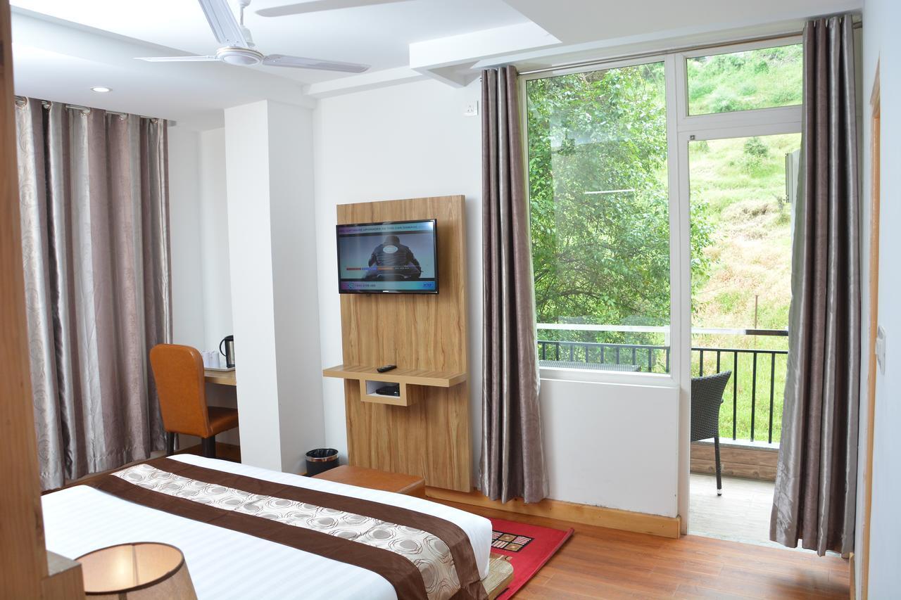 Hotel Shiva Sanctuary マクロード・ガンジ エクステリア 写真